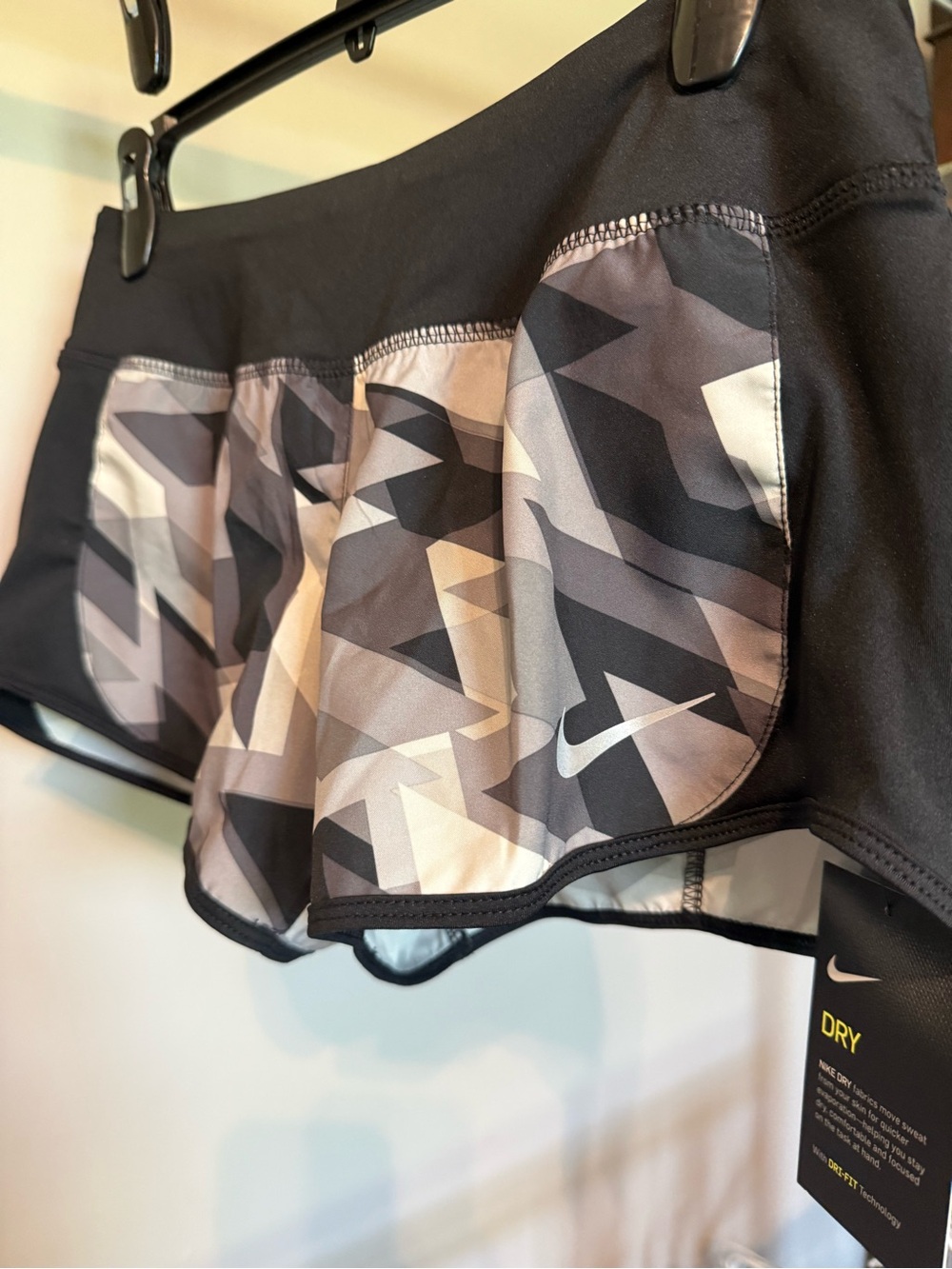 Nike Black & White Geometric Dri-FIT Athletic Skirt